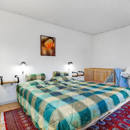 Holiday home 4 Bedroom Pet Friendly In *