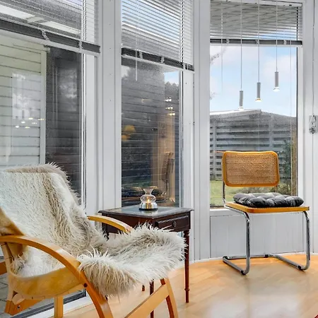 4 Bedroom Pet Friendly In Prázdninový dům