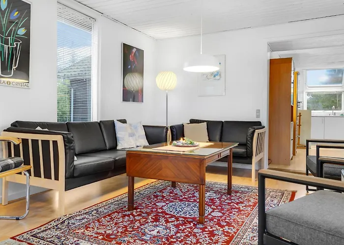 Holiday home Ydunvej
